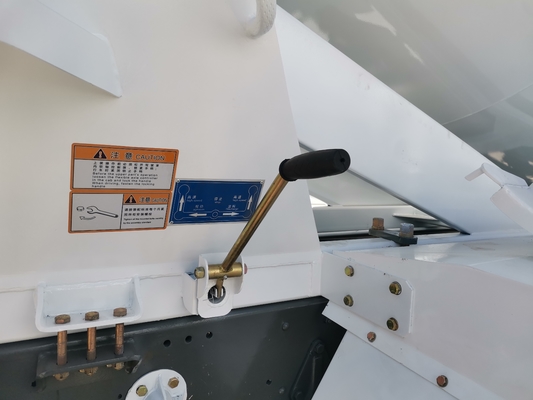 2012 año usado HOWO mezclador de hormigón con 95kw / 2400rpm motor asequible