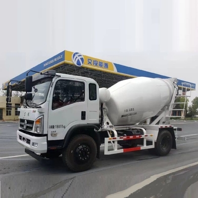 Camión de mezcla de hormigón pequeño de 6 cuadrados 4x2 con 95kw de potencia