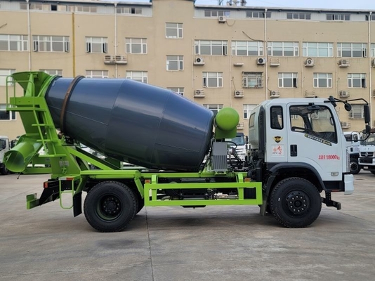Camión de mezcla de hormigón pequeño de 6 cuadrados 4x2 con 95kw de potencia