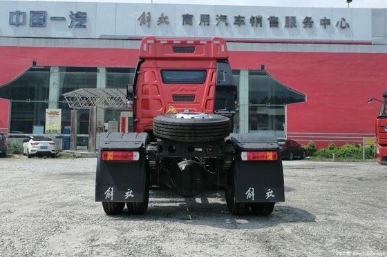 Faw Jiefang J6M 350HP 4X2 Tractor usado Camión pesado con asiento del conductor de suspensión aérea