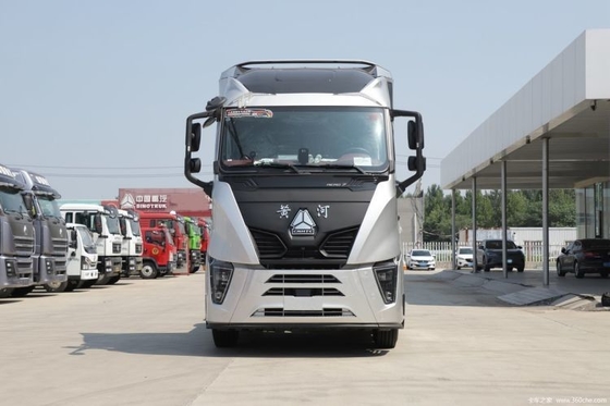 Capacidad de carga alta 570 CV Río Amarillo X7 camión pesado 6X4 AMT Tractor automático 23 años