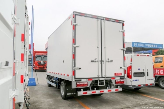 Camión eléctrico de transporte de carga minivan de una fila con capacidad de tanque de combustible de 100-200L