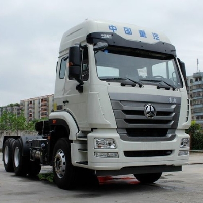 12 Cambio hacia adelante SinotruK Haohan J7G 4*2 6*4 CHG GNL cabeza de tracción especial del camión