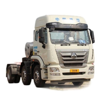 SinotruK Haohan J7G 251 350 caballos de fuerza Corazón de camión de GNL con 12 cambios hacia adelante a un precio asequible