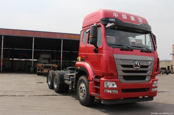 SinotruK Haohan J7B 4*2 6*4 camión de tracción de GNL CHG con capacidad de tanque de combustible de 400-500L