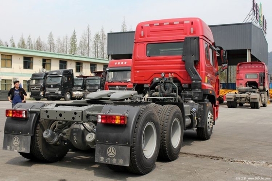 SinotruK Haohan J7B 4*2 6*4 camión de tracción de GNL CHG con capacidad de tanque de combustible de 400-500L