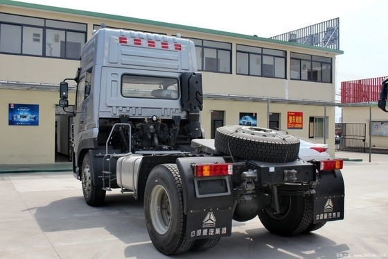 En stock Usado SinoTRUK Hauman Camión pesado especial Cabeza de camión 4*2 6*4 Camión de tracción CHG GNL