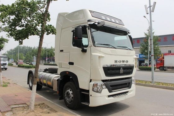 Sinotruk HOWO T7H 4*2 Camión de remolque de mercancías peligrosas con una capacidad de motor de 8 litros
