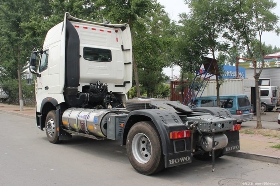 Sinotruk HOWO T7H 4*2 Camión de remolque de mercancías peligrosas con una capacidad de motor de 8 litros