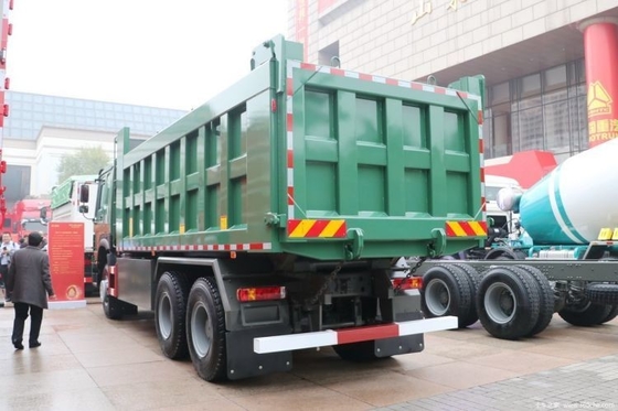 Camión pesado nacional HOWO 6X4 336hp Camión de descarga para carga de 21-30T y 2 pasajeros