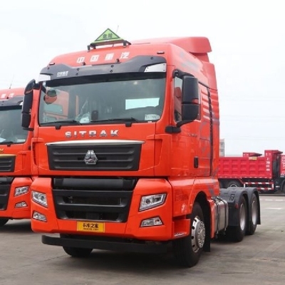 Versátil SINOTRUCK SITRAK G7 540 CV 6X4 Cabeza de abrazadera del tractor para el transporte de mercancías peligrosas