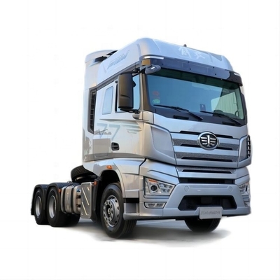 FAW Jiefang J7 camión pesado 560HP 6X4 Gran cabeza de camión de tracción con sistema multimedia