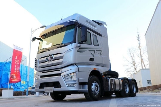 FAW Jiefang J7 camión pesado 560HP 6X4 Gran cabeza de camión de tracción con sistema multimedia