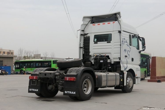 Camión pesado usado SITRAK G7 440 CV Camiones tractor 4 * 2 con caja de cambios Sinotruk