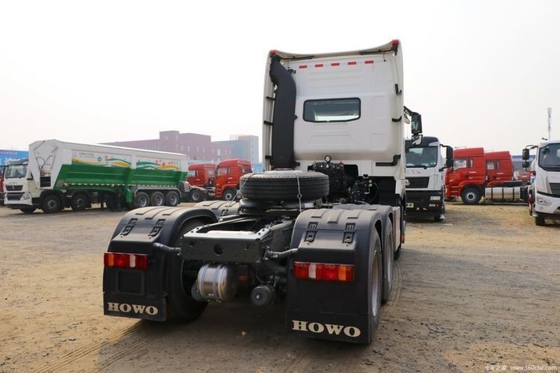 12 Cambio hacia adelante HOWO T7H 440 CV Camiones tractores 6X4 con diseño de pensamiento hacia adelante