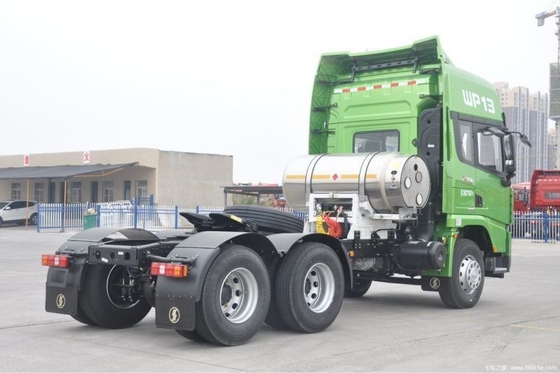 Camiones tractores de GNL de 430 CV 6X4 con sistema multimedia y capacidad del depósito de combustible ≥ 600L