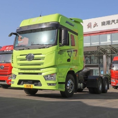 FAW Jiefang J7 Camión pesado 6X4 GNL Camión de tracción 530hp Motor y control de crucero ACC
