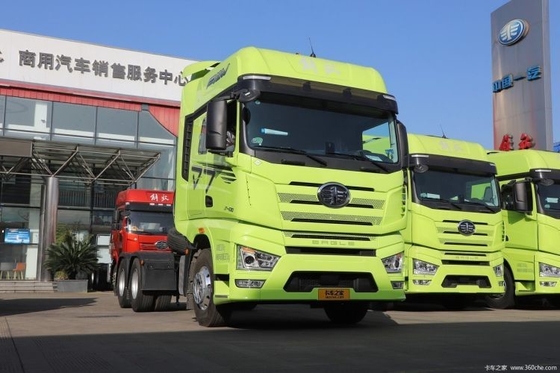 FAW Jiefang J7 Camión pesado 6X4 GNL Camión de tracción 530hp Motor y control de crucero ACC