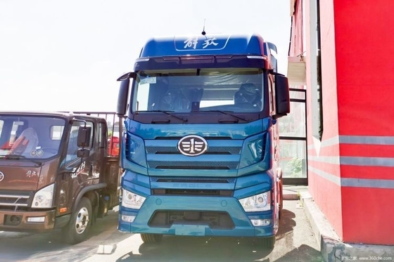 FAW Jiefang J7 GNL CHG 371 375HP 4*2 6*4 6*2 Tractor de carga con velocidad máxima de 120KM/H