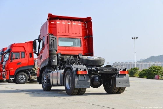 Medio fila de asientos filas Dongfeng Tianlong KL 385 HP 4X2 camiones tractor con pantalla táctil