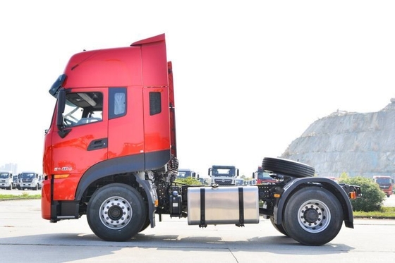 Medio fila de asientos filas Dongfeng Tianlong KL 385 HP 4X2 camiones tractor con pantalla táctil