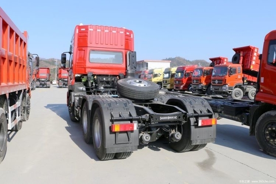 Transmisión manual Dongfeng Tianlong 420 HP 6X4 camiones tractor para su negocio