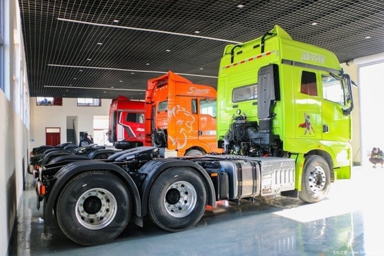 Camión pesado Trinity 585 CV 6X4 AMT Camión tractor automático para cambio inverso número 2