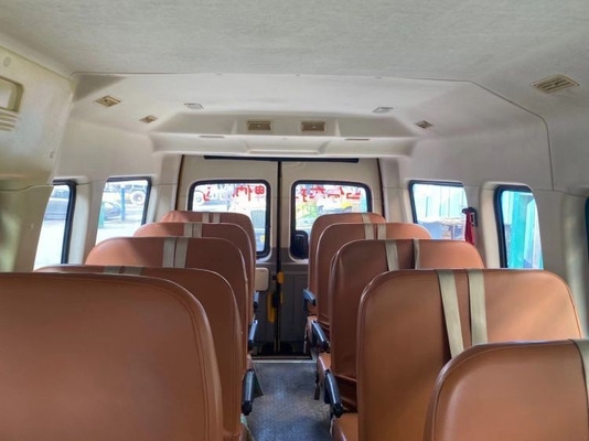 Euro 3 autobús escolar usado para estudiantes de primaria para satisfacer las necesidades de los clientes