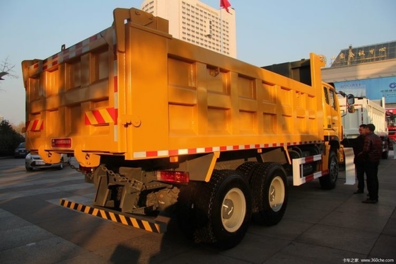 10 Cambio hacia adelante SINOTRUCK Haohan J5G 310hp 6X4 5.8m camión de basura en un competitivo