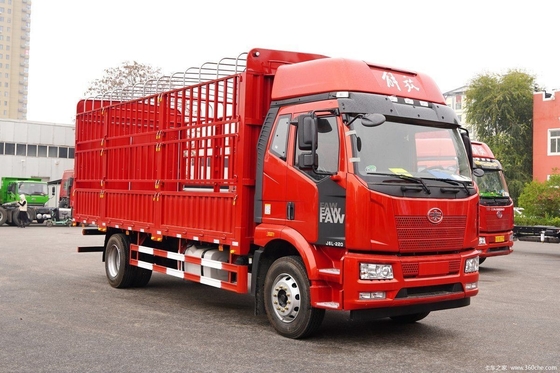 Aire acondicionado automático Faw Jiefang J6L Zhongka Chuangfu 220HP 4X2 6.8m Camión usado
