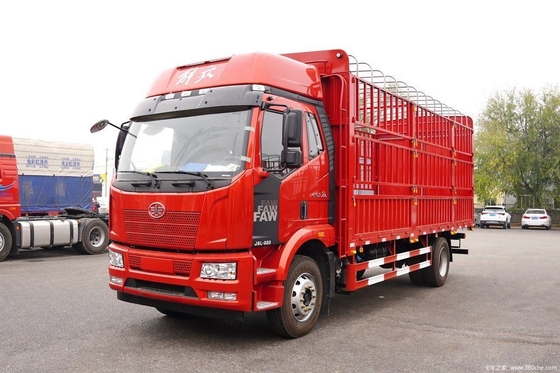 Aire acondicionado automático Faw Jiefang J6L Zhongka Chuangfu 220HP 4X2 6.8m Camión usado
