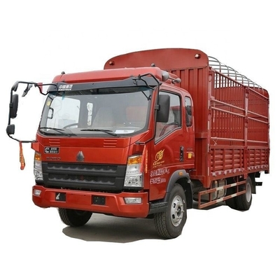 Sinotruk HOWO Comandante 220HP 6.75m camioneta de carga con capacidad de tanque de combustible de 300-400L