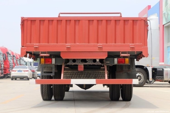185hp Dongfeng Liuqi Chenglong M3 4X2 6.8m camión camión de carga con tecnología de ahorro de combustible