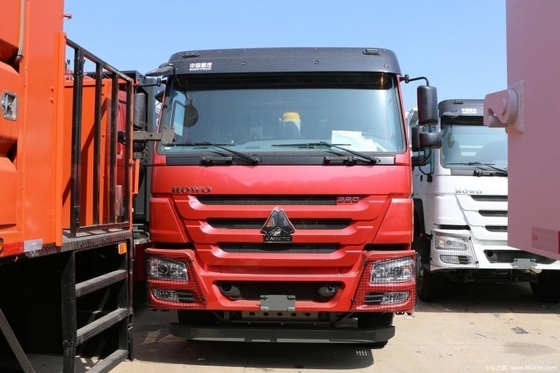 Descubra la versatilidad de SINOTRUCK HOWO-7 380 HP 6X4 6.8m camión de basura para automóviles boutique