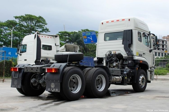 SinotruK Haohan J7G Camión pesado 4*2 6*4 Camión de tracción con par máximo Nm 2000-2500Nm