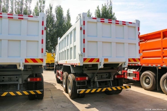 Sinotruk HOWO-7 375hp 6X4 6.8m camión de basura para tienda profesional